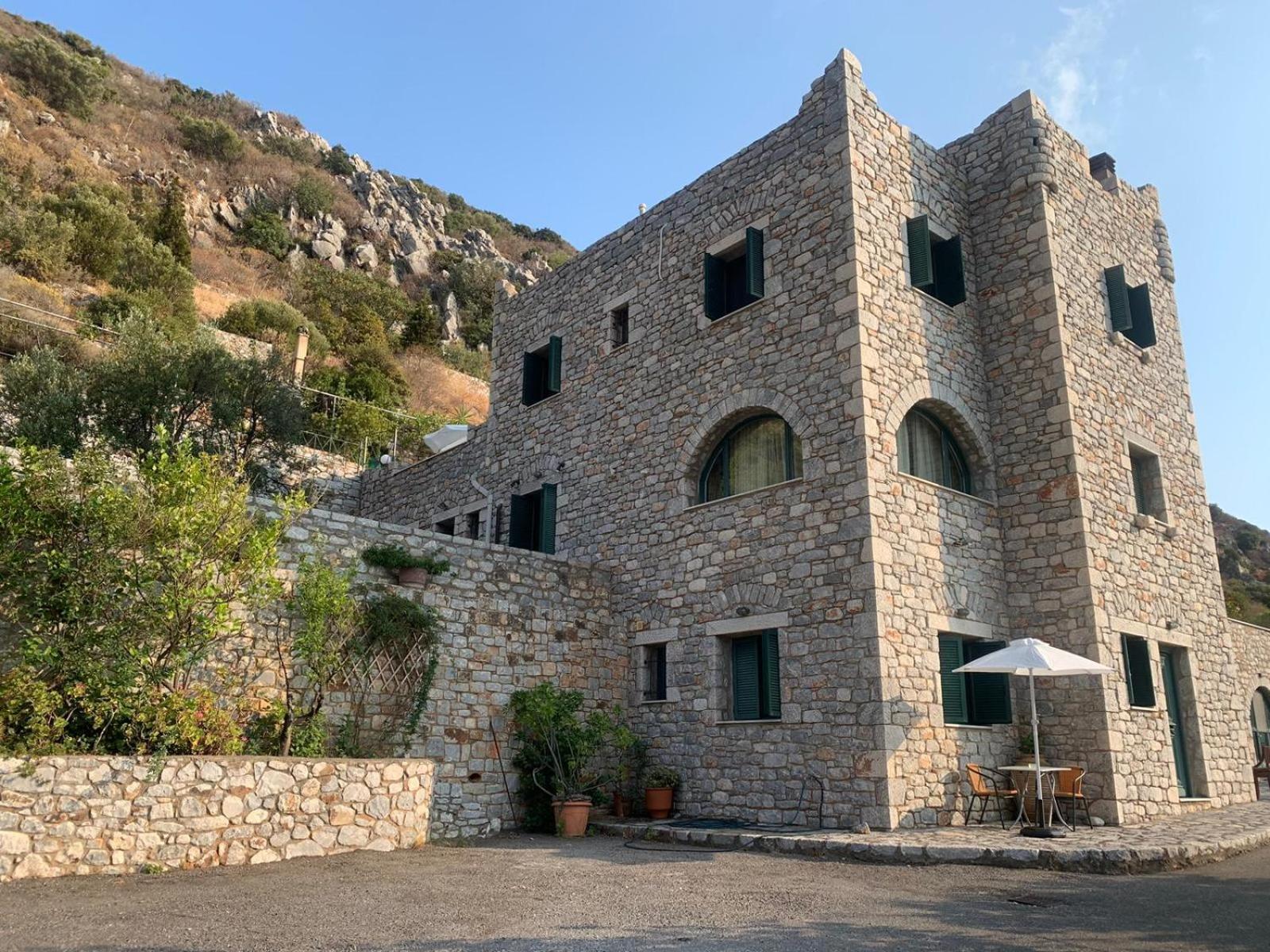 Vatoulia House Aparthotel Neo Oitilo Exterior photo