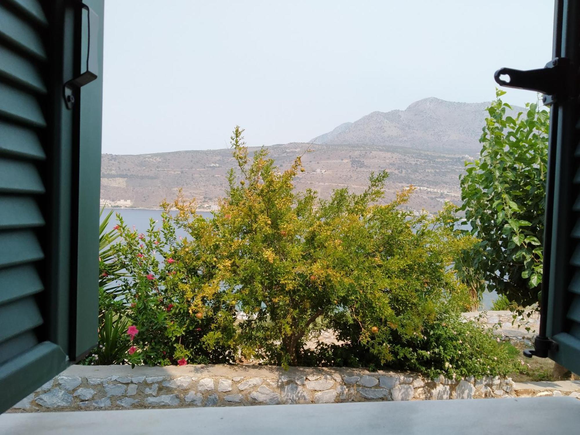Vatoulia House Aparthotel Neo Oitilo Exterior photo