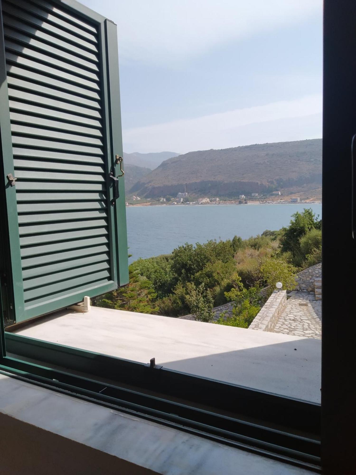 Vatoulia House Aparthotel Neo Oitilo Exterior photo